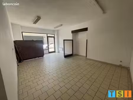 bureaux 70 m² montrejeau