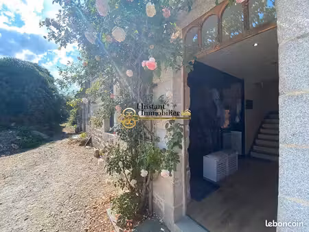 propriété 6 pièces 124 m²
