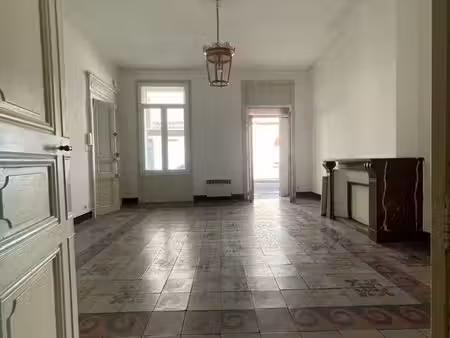 grand appartement rdc