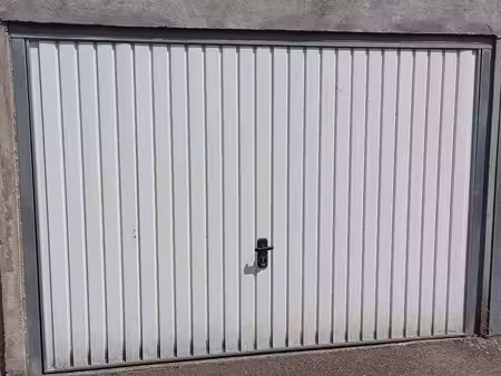 garage / box - parc de capeyron