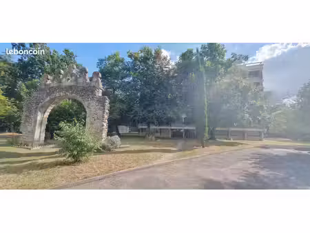 vente studio avec balcon et parking – 19 30 m² gradignan (33)