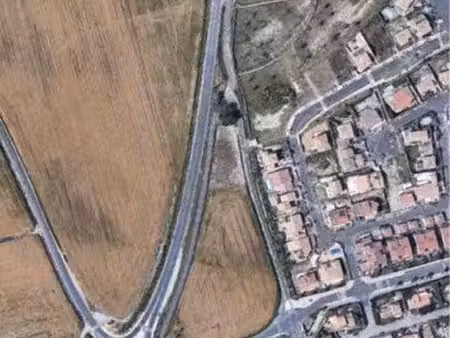 terrain agricole ( non constructible)