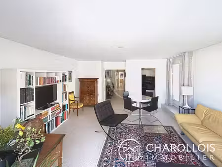 appartement t5 - 107 m² - dernier étage - mâcon