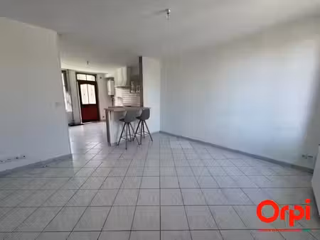 location maison 3 pièces 72.46 m² à laon (02000)  610 €