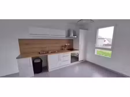 location meublée maison 4 pièces 100.47 m² à port-jérôme-sur-seine (76330)  1 007 €