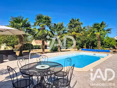 vente maison de village 9 pièces