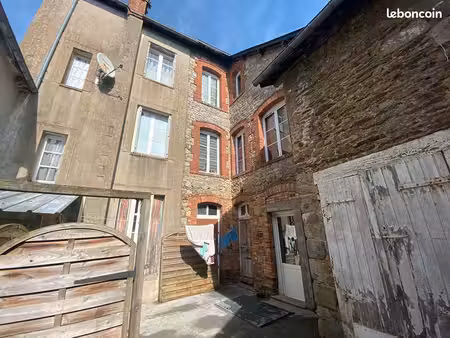 immeuble 5 pièces 161 m²