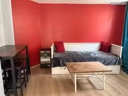 studio meublé avec mezzanine – cœur de langeais