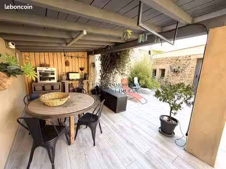 maison de village 4 pièces 120 m²