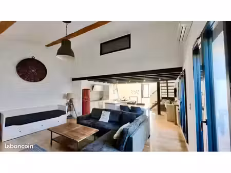 loft avec terrasse et grand garage