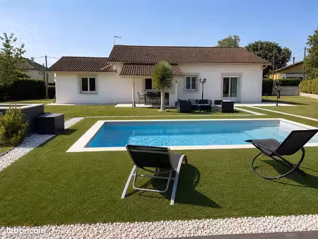 maison familiale de plain-pied avec piscine – 130 m² sur 1 280 m² – chavanoz (secteur les 
