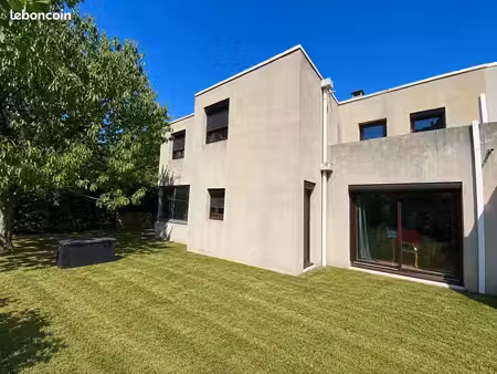 maison 5 pièces 98 m²