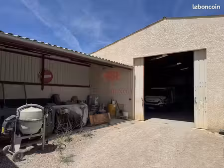 local 232 m² montpeyroux