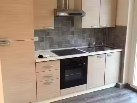 location meublée appartement 1 pièce 24 m² à marseille 6ème (13006)  680 €