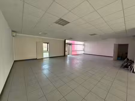 location bureaux 177 m²