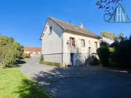 maison avec sous-sol total - 3 chambres