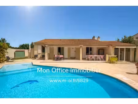 référence : 6829-cdi - maison de plain-pied avec piscine et espace annexe indépendant