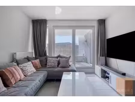 appartement 2 chambres avec terrasse agréable