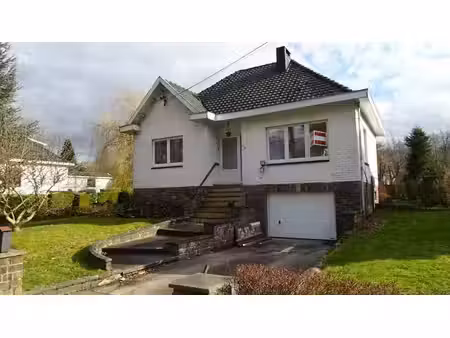agréable bungalow 2 chambres à deux pas du bois de rognac