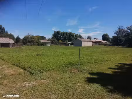 terrain constructible 2000m2