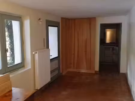 location à l'année studio meublé à die