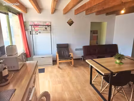 ? maison meublée 50 m² à louer à l’année – bouresse (86)