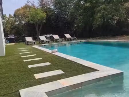 villa avec piscine