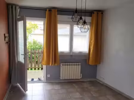 appartement à louer bourg de bacilly