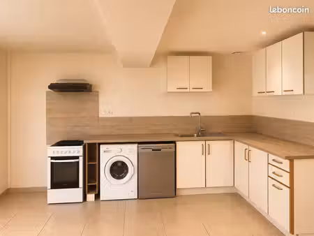 appartement - 65 m2 - 3 pièces