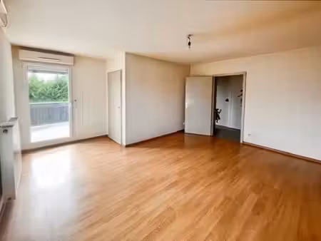 t3