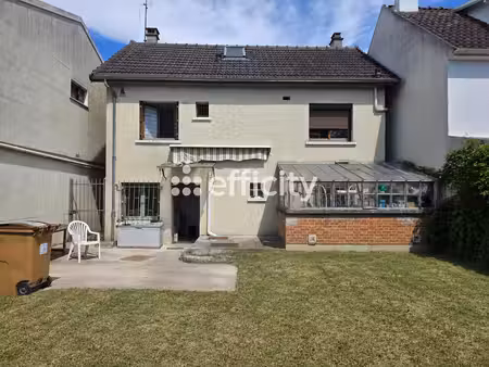 maison 6 pièces - 100 m²