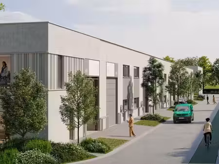 unité pme neuve (144 m²) – stratégiquement située entre l...