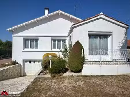 vente maison à charron (17230) : à vendre / 86m² charron