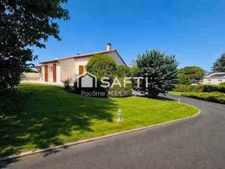 vente maison à parthenay (79200) : à vendre / 180m² parthenay