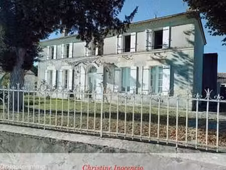 vente maison à blaye (33390) : à vendre / 167m² blaye