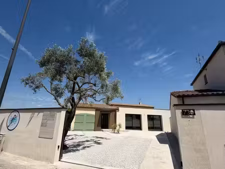location box/bureau 8m2 mauguio