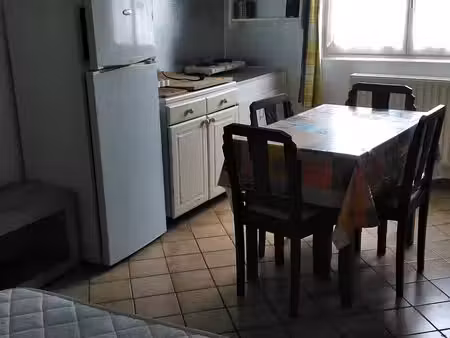 a louer studio meublé