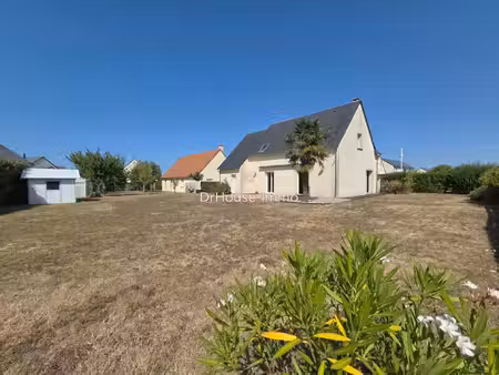 maison familiale de 111 m² avec jardin de 694 m²