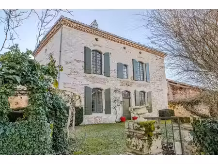 vente maison 9 pièces 305 m² monflanquin (47150)