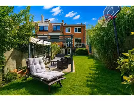 spacieuse maison familiale avec 4 chambres  garage et beau