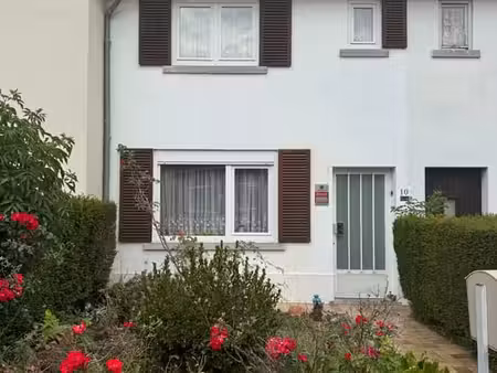 maison 2 façades à rénover avec 3 chambres et garage