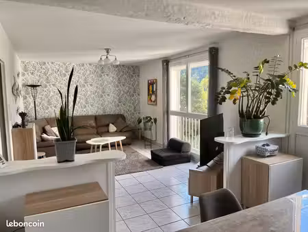 appartementt4 lumineu x de 92 m²