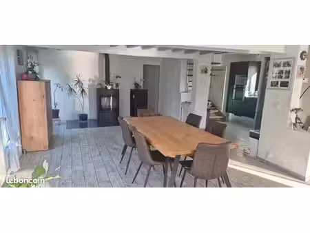 maison grande pièce de vie 3 chambres