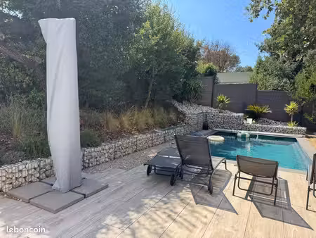 maison récente t4/t5 avec piscine