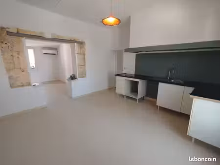 appartement 45 m² avec extérieur – raphèle-lès-arles