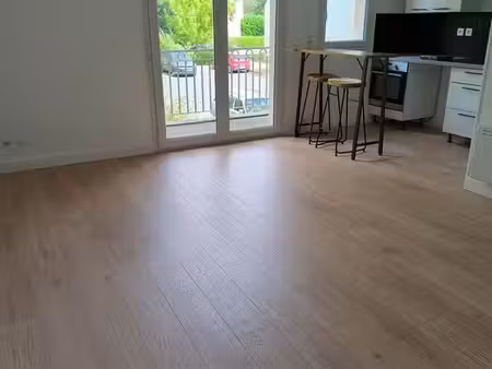 loue appt t3 beaupreau dans residence calme