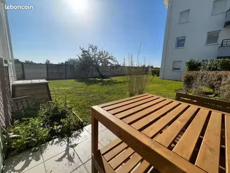 t2 - 45m2 avec terrasse  parking et piscine - mérignac arlac