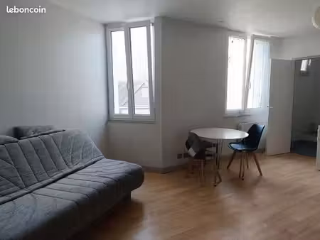studio meublé