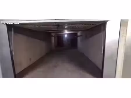garage fermé box constellation