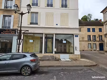 à louer – local professionnel idéal pour activité de bureau / libérale